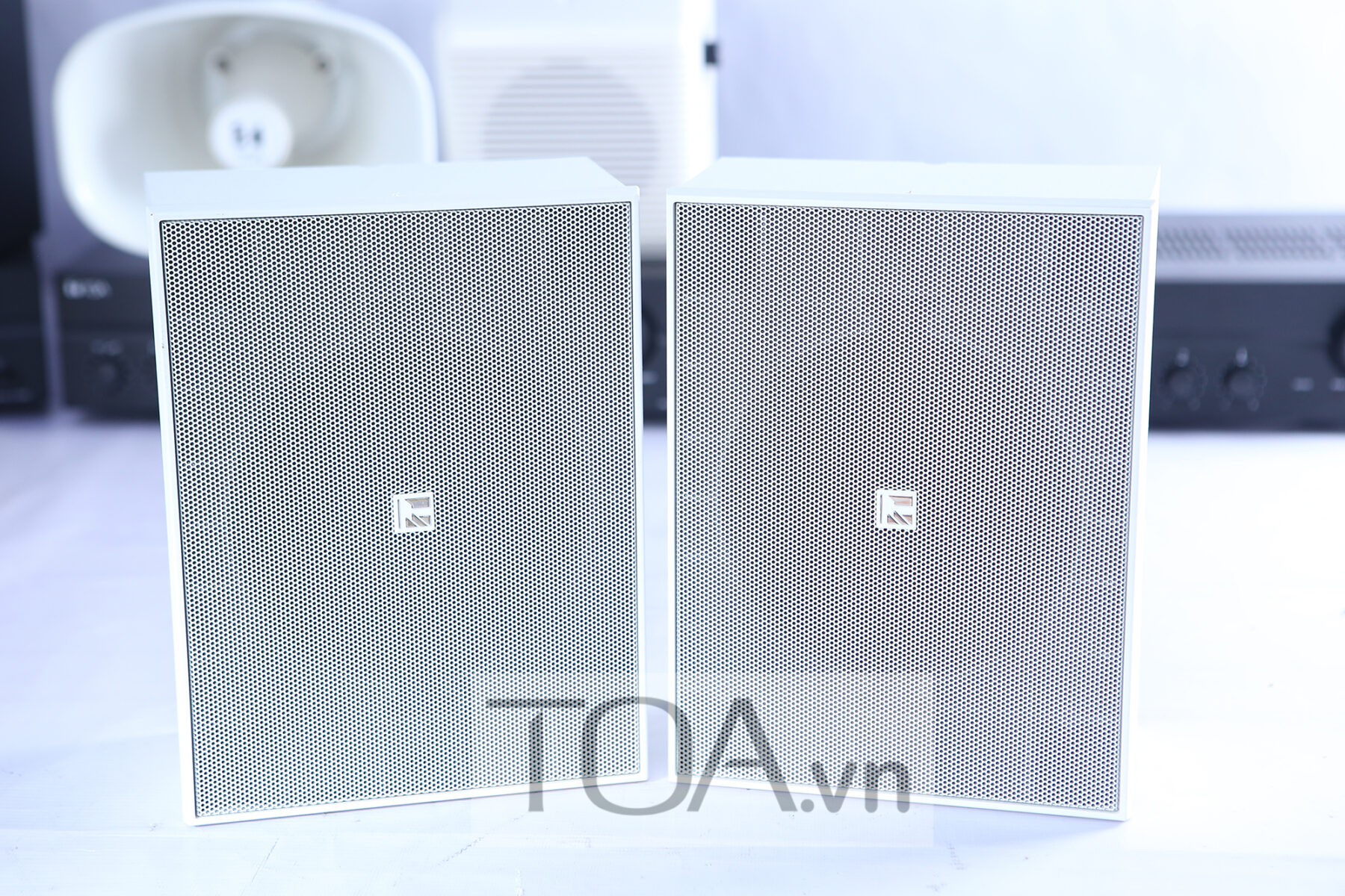 Loa treo tường TOA BS‑678 Loa treo tường TOA BS‑678